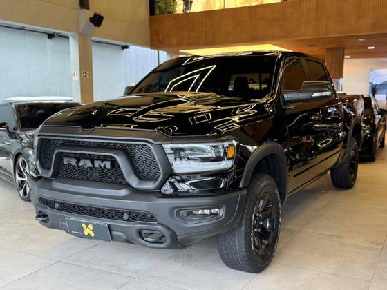 RAM 1500 5.7 V8 GASOLINA REBEL CD 4X4 AUTOMÁTICO